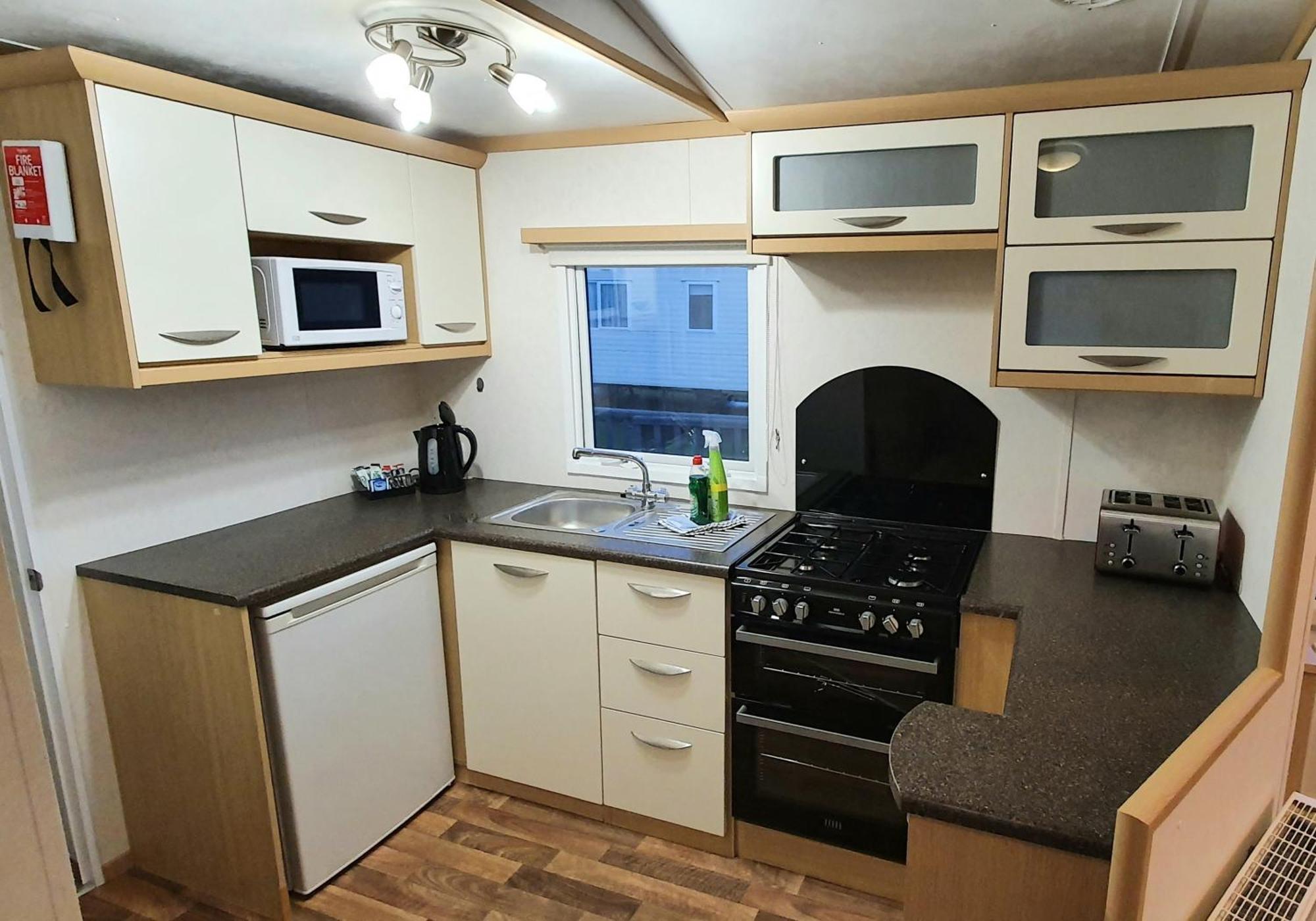 Carnaby Holiday Caravan, West Sands, Селси Екстериор снимка